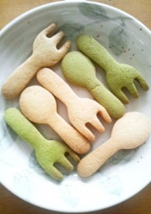 型抜きクッキー*抹茶(ココア)&プレーン-レシピのメイン写真