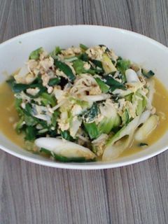 レタスとにらの卵炒め塩麹でふわふわ-レシピのメイン写真