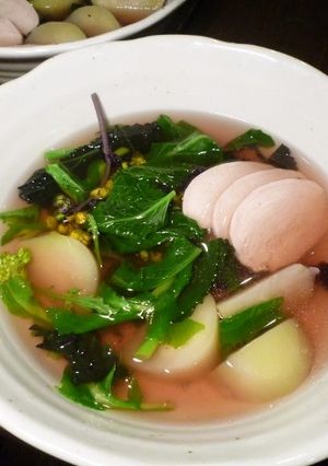 コールラビ、春の紫スープ 京都カフェ-レシピのメイン写真