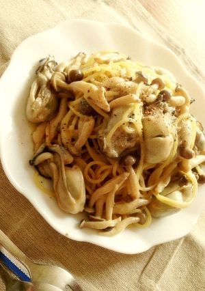 簡単 カキとしめじのクリームパスタ-レシピのメイン写真