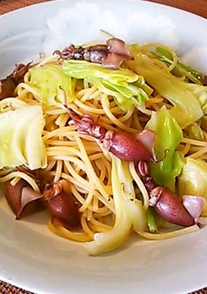 ほたるいかと春キャベツのパスタ-レシピのメイン写真