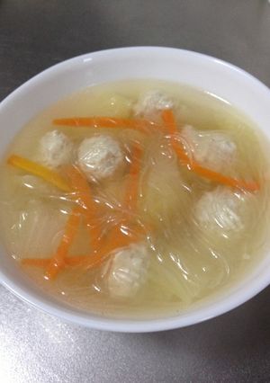 白菜と鶏団子の春雨たっぷりスープ♪♪-レシピのメイン写真