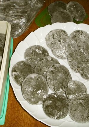 餅つき機でつくヨモギ餅-レシピのメイン写真
