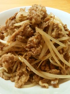 牛こま肉ともやしのオイスターソース炒め-レシピのメイン写真