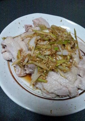 やわらかい★塩麹茹で鶏ネギごまダレのせ-レシピのメイン写真