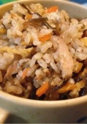 簡単♪塩昆布とツナの炊き込みごはん♪-レシピのメイン写真