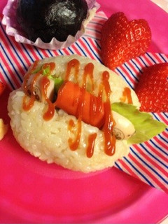 簡単キャラ朝ごはん☆ご飯でロールサンド-レシピのメイン写真