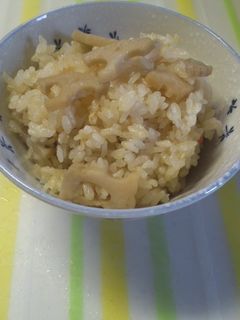 ほっこりうまい♪れんこんの炊き込みごはん-レシピのメイン写真