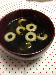 簡単♪ちくわとわかめのお吸い物-レシピのメイン写真