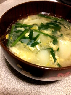 にら玉とじゃがいもの味噌汁-レシピのメイン写真