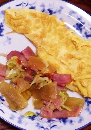 ベーコンとキャベツのママレード炒めと卵焼-レシピのメイン写真