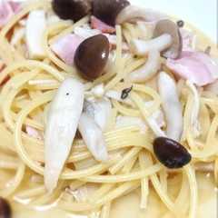 รูปของ フライパン1つで♪きのこパスタ☆ビアンコ