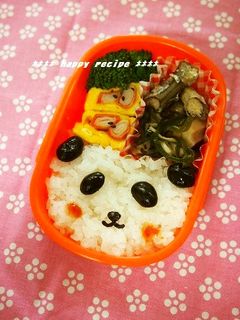 簡単キャラ弁✿黒豆でパンダさん-レシピのメイン写真