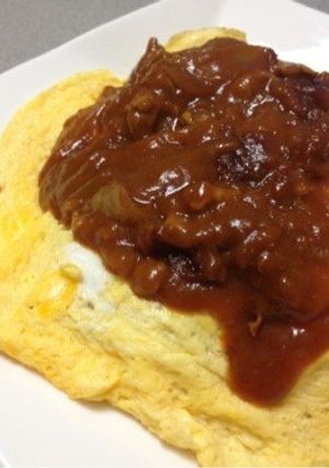 残り物のハヤシライスで豪華オムライス♡-レシピのメイン写真