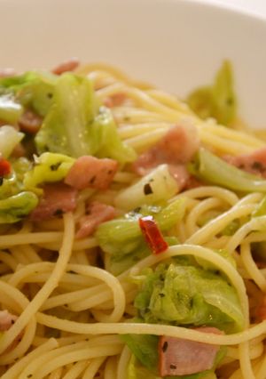 春キャベツとベーコンのアンチョビパスタ-レシピのメイン写真