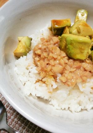 すぐ作れる☆アボカド納豆丼-レシピのメイン写真