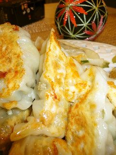 キャベツとにらたっぷり豚肉餃子-レシピのメイン写真