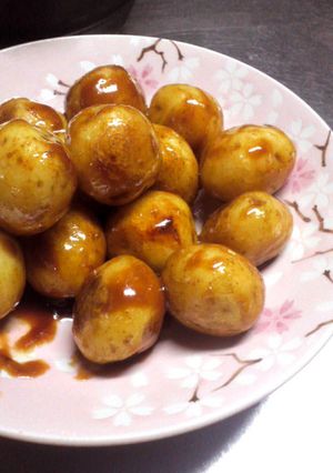 新じゃが小芋の<照り照り>甘辛味噌炒め煮-レシピのメイン写真