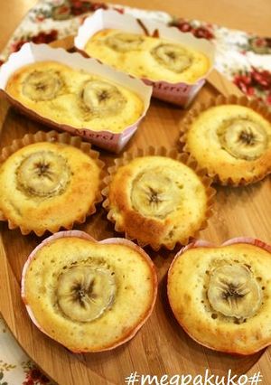 甘すぎずしっとり♪簡単バナナカップケーキ-レシピのメイン写真