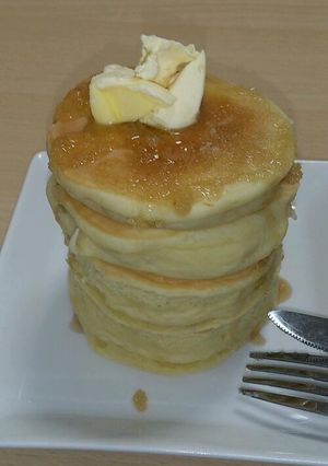卵なしでも厚みのあるホットケーキ-レシピのメイン写真