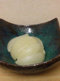 お手軽!新タマネギのレンジ酒蒸し-レシピのメイン写真