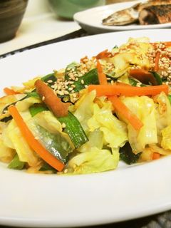 *節約*新キャベツとニラの野菜炒め*-レシピのメイン写真