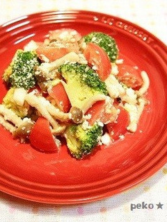 しめじと緑黄色野菜のカッテージチーズあえ-レシピのメイン写真