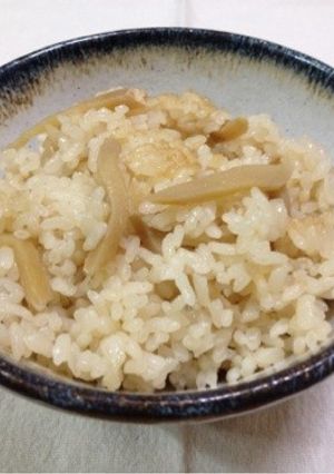 炊飯器で炊くだけ☆シンプルしょうがごはん-レシピのメイン写真