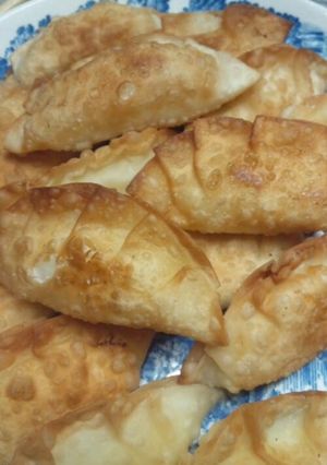 ポテチーズ餃子|^▽^)ノ-レシピのメイン写真
