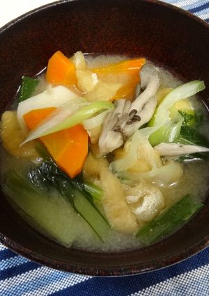 美肌効果に期待　野菜たっぷりごま汁-レシピのメイン写真