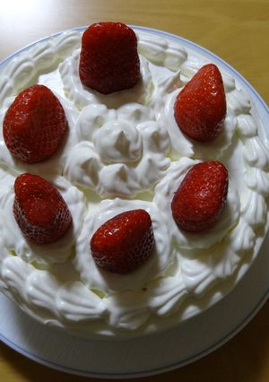 まだまだこれから　苺のショートケーキ-レシピのメイン写真