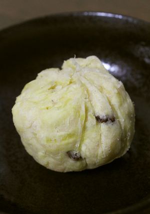 ランチさつまいもレーズンたらこの茶巾絞り-レシピのメイン写真