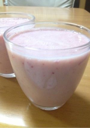 いちごバナナソイヨーグルト〜☆-レシピのメイン写真