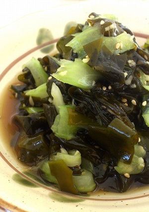 ポン酢で作るセロリとわかめの簡単酢の物-レシピのメイン写真