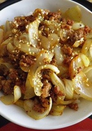 超簡単・玉ねぎとひき肉のどんぶり♪-レシピのメイン写真