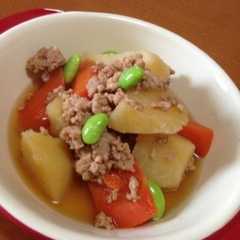 ほくほく♡鶏そぼろで肉じゃが-レシピのメイン写真