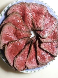 母伝授★フライパンで簡単ローストビーフ-レシピのメイン写真
