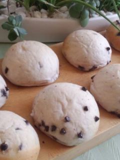 イチゴチョコレートチップパン-レシピのメイン写真