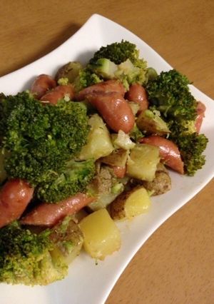 ブロッコリーでジャーマンポテト風-レシピのメイン写真