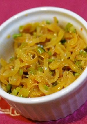 大根の皮がおいしく変身☆ピリ辛ナムル-レシピのメイン写真