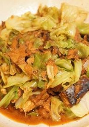 簡単！　サバ味噌缶とキャベツの炒め物-レシピのメイン写真