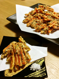 一本でもたっぷり 黒ごま人参かき揚げ-レシピのメイン写真