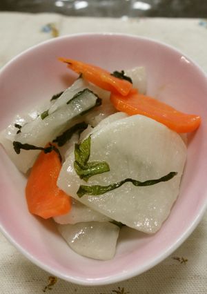 大根と人参の洋風浅漬け-レシピのメイン写真