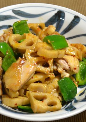 鶏もも肉とレンコンの食べるラー油炒め-レシピのメイン写真