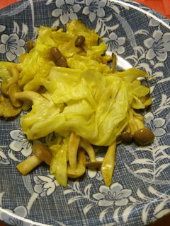 キャベツとしめじのカレー炒め-レシピのメイン写真