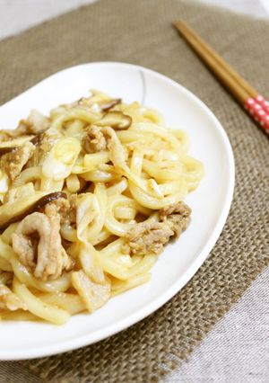 レンジで簡単ランチ＊焼肉タレで絶品うどん-レシピのメイン写真