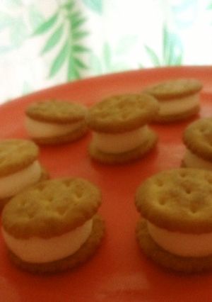 1分間＊クラッカーDeマシュマロサンド-レシピのメイン写真