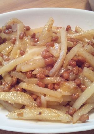 簡単&美味しい！納豆ポテトチーズ炒め-レシピのメイン写真