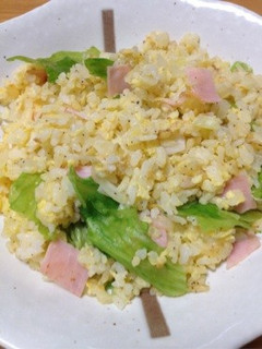 簡単1人ランチ!香味ペーストレタス炒飯☆-レシピのメイン写真