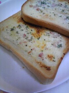 クリームチーズのこんがりトースト-レシピのメイン写真